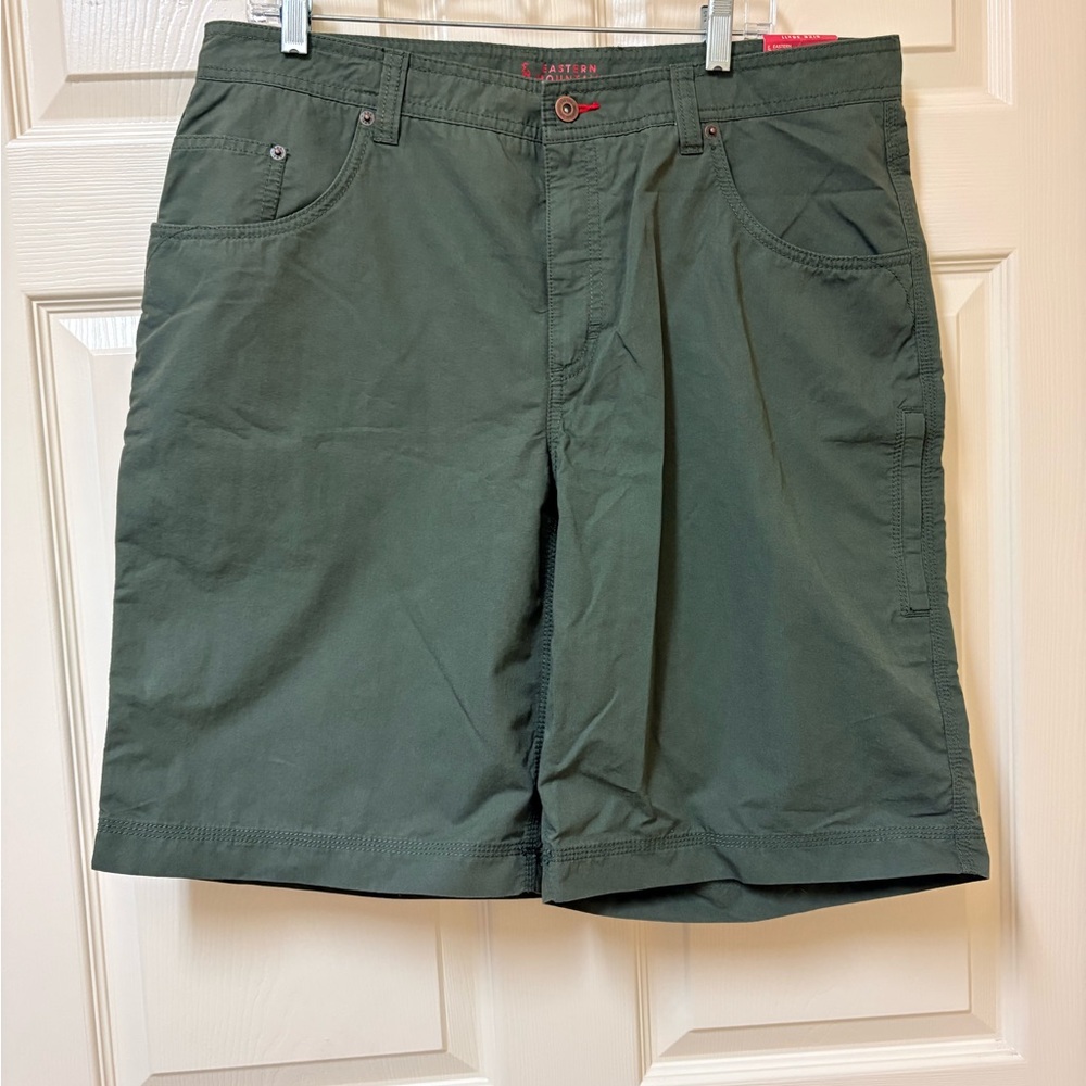 Eastern Mountain Sports Olive Cargo Shorts